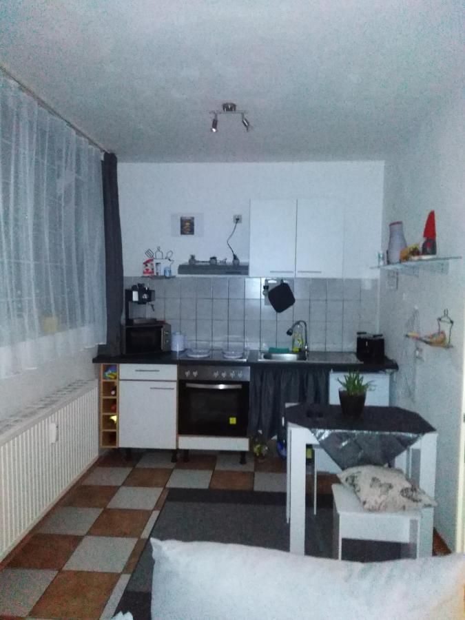Studiowohnung, Neu Renoviert, Zentrale Lage ซาร์ลุย ภายนอก รูปภาพ